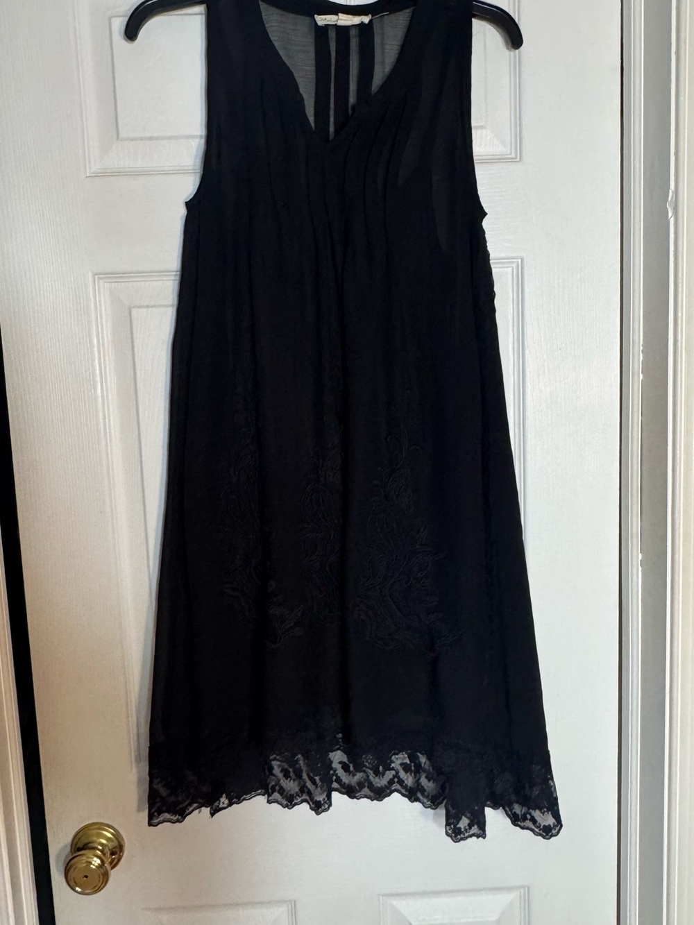 Urban Outfitters Sleeveless Lace-Hem Women's Dress